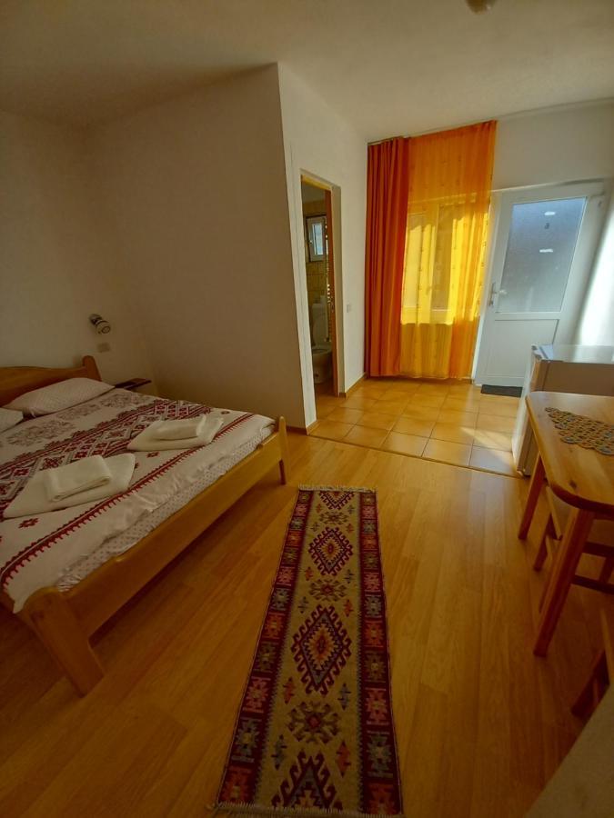 Casa Din Barcut旅馆 外观 照片